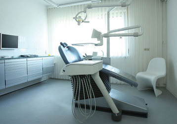 Image for Distinctive Dental Care with ID of: 1017160