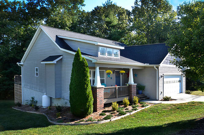 Image for Home for Sale - 252 Beck Creek Circle Flat Rock NC 28731 Jane Ward Realtor with ID of: 1030519