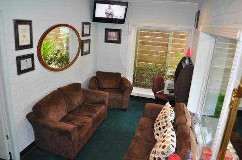 Image for River Oaks Dental with ID of: 1032173