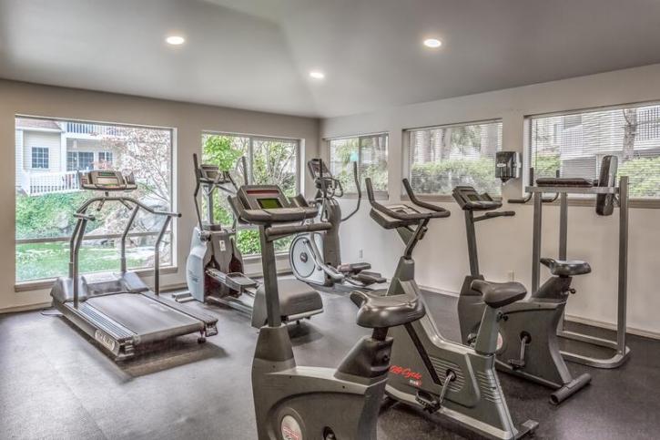 Image for Fox Run Apartments with ID of: 1066009