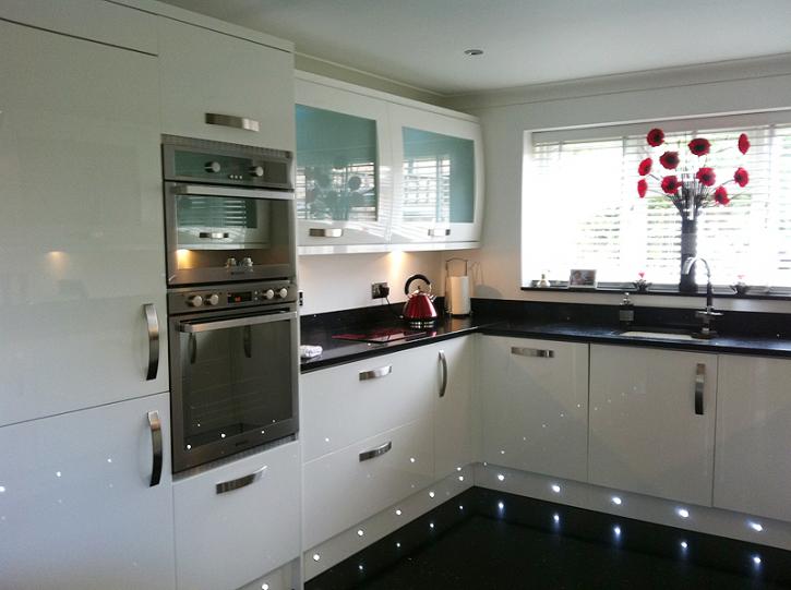 Image for Builders Teddington with ID of: 1088182