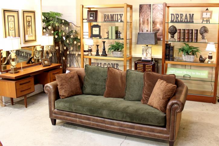 Image for Upscale Consignment Furniture & Decor with ID of: 1089691