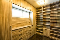 Image for Closet Envee with ID of: 1116675