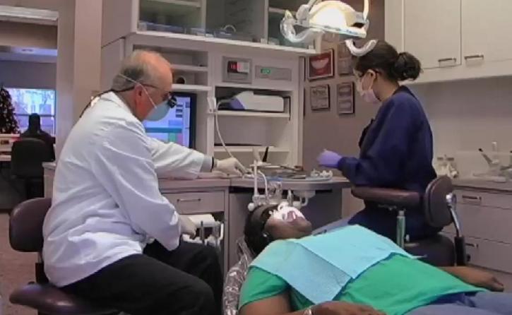 Image for Des Moines Dental Center with ID of: 1140853
