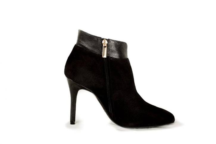 Image for Joan Oloff Shoes with ID of: 1164691