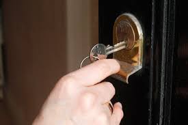 Image for Front door lock services with ID of: 1200355