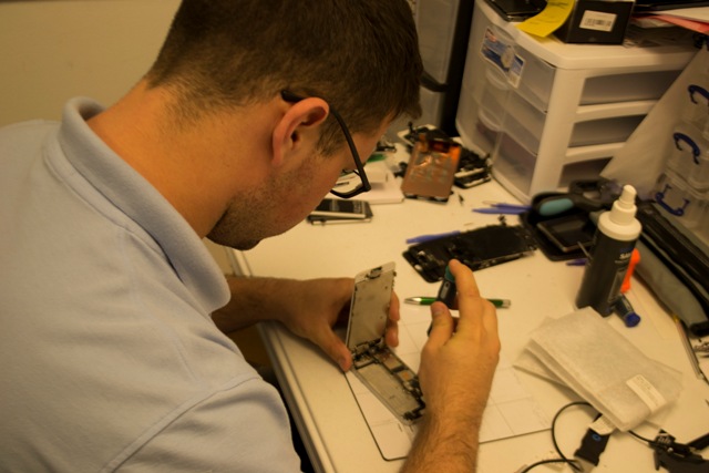 Image for Affordable Cellular Repair with ID of: 1205273