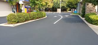 Image for Sealing asphalt driveway with ID of: 1232536