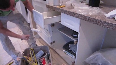 Image for BRS Cabinet Painting with ID of: 1272714