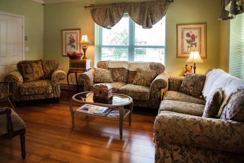 Image for Castle Country Assisted Living with ID of: 1275565