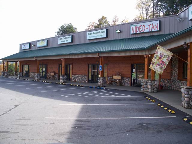 Image for Retail Spots in Murphy, NC for only $100 per month for the 1st Six Months with ID of: 128430