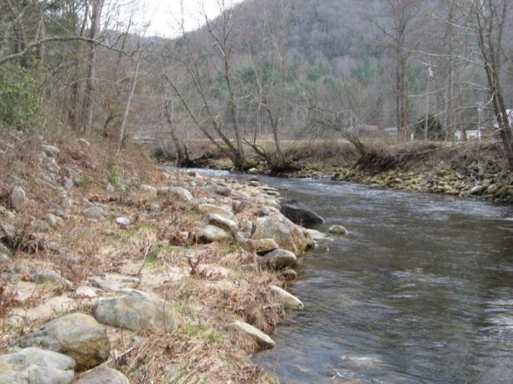 Image for Franklin NC Real Estate * Waterfront 7.80 Acres * Commercial-Residential with ID of: 129361