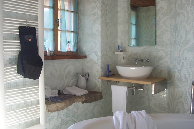 Image for How to Make Sure Your Bathroom Stays Warm with ID of: 1294649