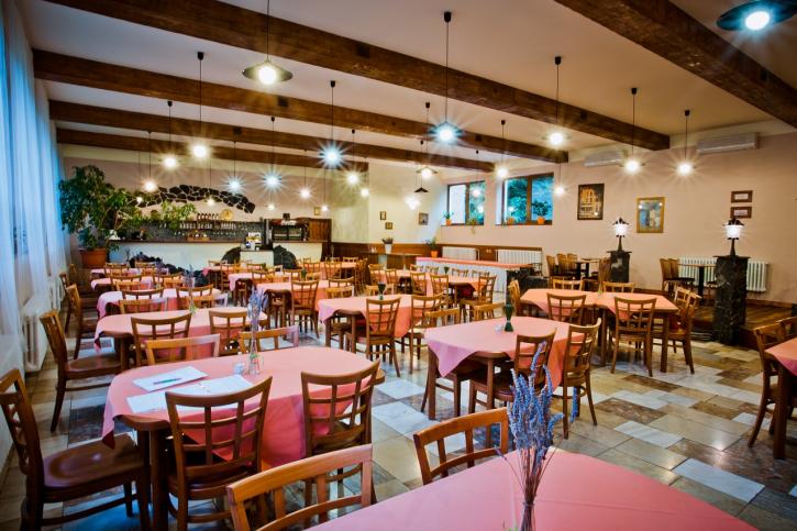 Image for Adoption of NFC Technology will Boost U.S. Quick Service Restaurant (QSR) Ecosystem Market with ID of: 1296797