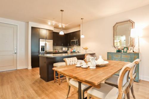 Image for Broadstone Sixteen 75 with ID of: 1320630