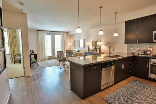 Image for Broadstone Sixteen 75 with ID of: 1320632