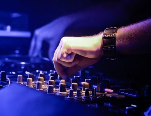 Image for Elkhart DJ with ID of: 1352225