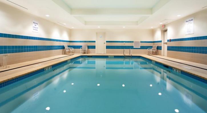 Image for Holiday Inn Express Hotel & Suites with ID of: 1365813