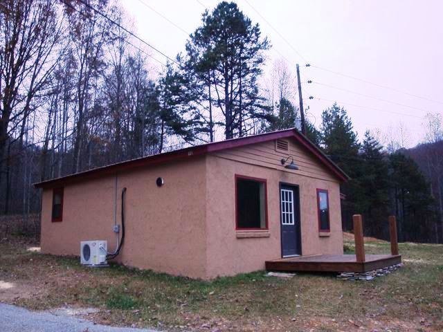 Image for MURPHY, NC.  –  THIS GREAT STARTER HOME WILL BE GONE IN A BLINK OF AN EYE – MURPHY, NC. with ID of: 138079