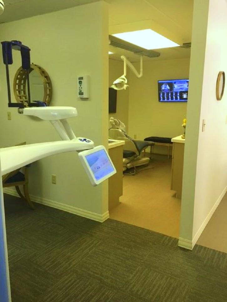 Image for Van Hala Dental Group with ID of: 1488126