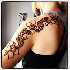 Image for Raanya Eyebrow Threading & Henna Tattoo Studio with ID of: 1512116