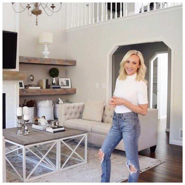 Image for Adorned Homes with ID of: 1550290