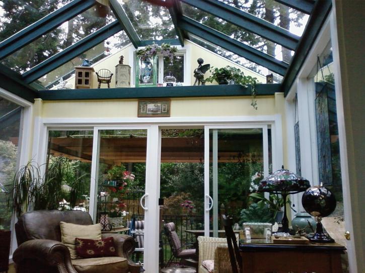 Image for Port Orchard Glass with ID of: 1562171