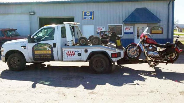 Image for Elmquist Towing with ID of: 1580059