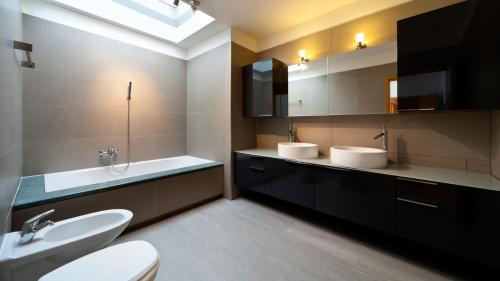 Image for AAWsome Services LLC with ID of: 1586991