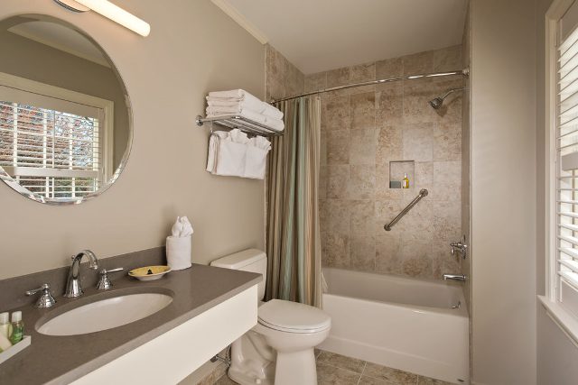 Image for The Chatham Wayside Inn with ID of: 1610995