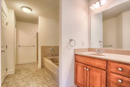 Image for Glenbrook Town Homes with ID of: 1666549