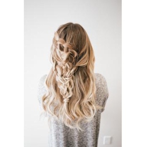 Image for Runway Hair Salon Aveda Exclusive with ID of: 1699557