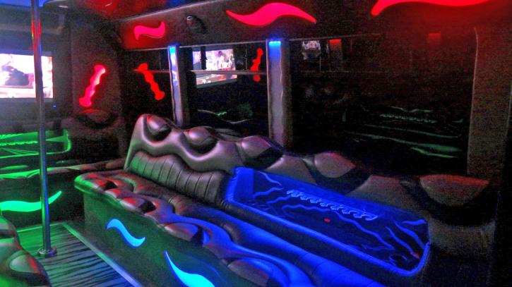 Image for Limousine & Party Bus Services with ID of: 1705923