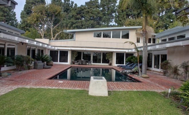 Image for BeverlyHillsVacationRentals.net with ID of: 1772209
