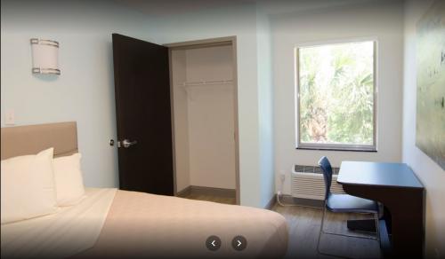 Image for Retreat at Palm Beach with ID of: 1847305
