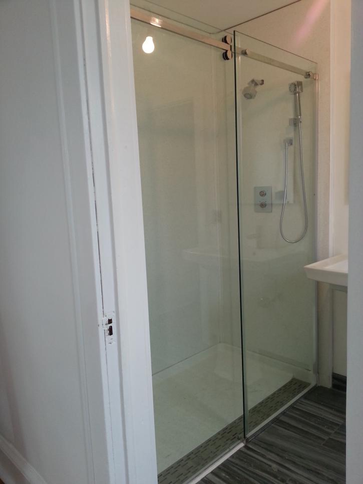 Image for Giovani Shower Doors with ID of: 1879782