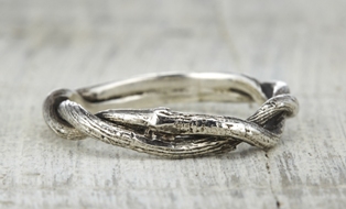 Image for Options to Consider When Choosing a Handmade Twig Ring with ID of: 1993073