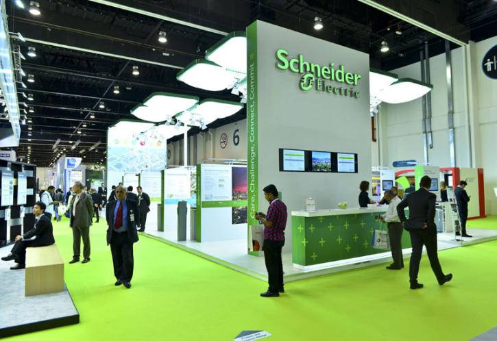 Image for V5 Systems' Camera Adaptive Platform Transforms Pelco Sarix(TM) Professional IP Surveillance Cameras into Portable, Wireless, Self-Powered Devices - Schneider Electric with ID of: 2009188