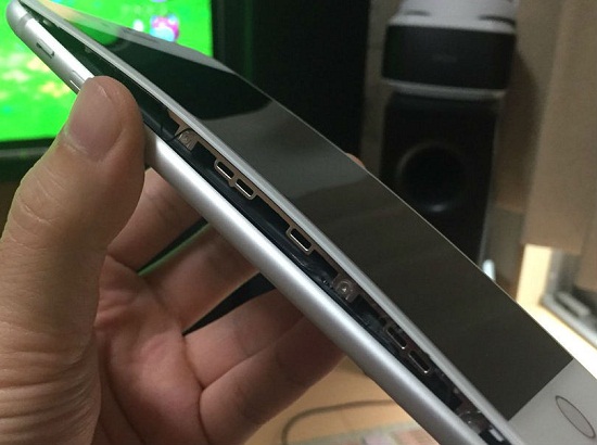 Image for Is the new iPhone 8 having a battery problem to burst open? with ID of: 2030180