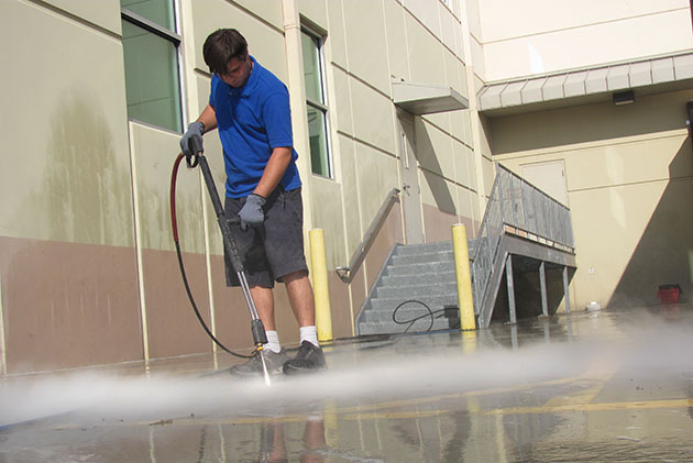 Image for Clean Space Pressure Washing with ID of: 2031528