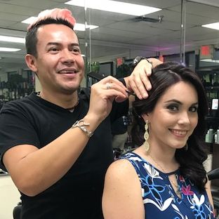 Image for Lucho's Salon with ID of: 2045746