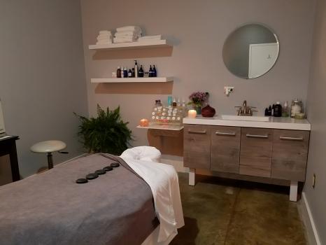 Image for Oasis Day Spa & Body Shop with ID of: 2055082