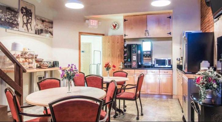 Image for Econo Lodge Manchester with ID of: 2096668