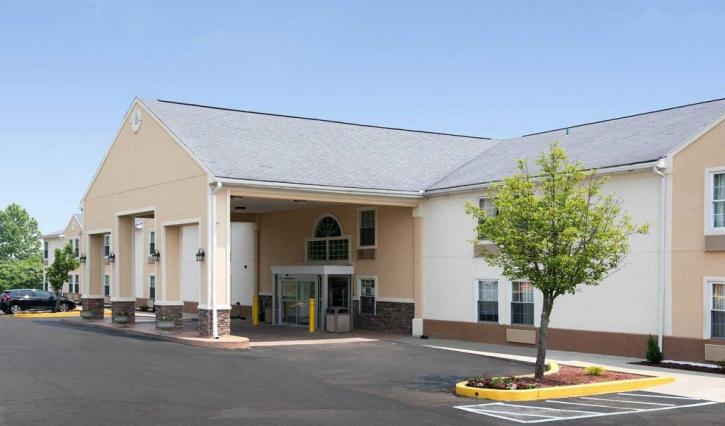 Image for Quality Inn Fairmont with ID of: 2099087