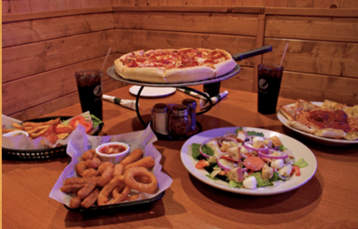 Image for Charlie Fox's Pizzeria & Eatery with ID of: 2103137