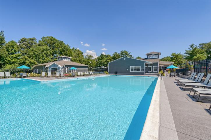 Image for The Seasons Apartments with ID of: 2118452