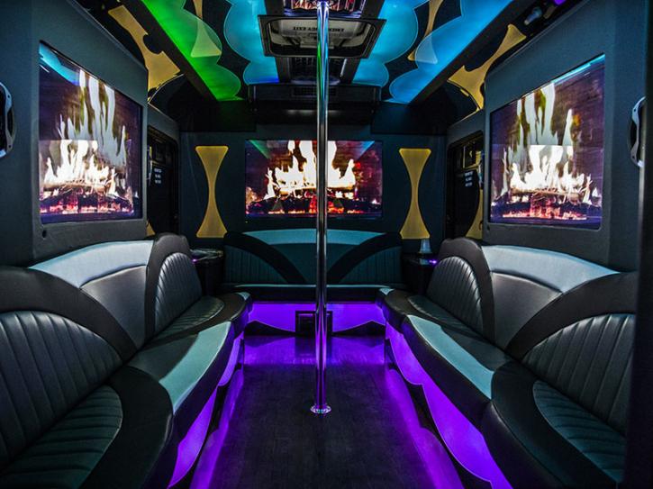 Image for Chicago Party Bus Fun with ID of: 2152751