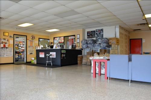 Image for Sarks Automotive LLC with ID of: 2160817
