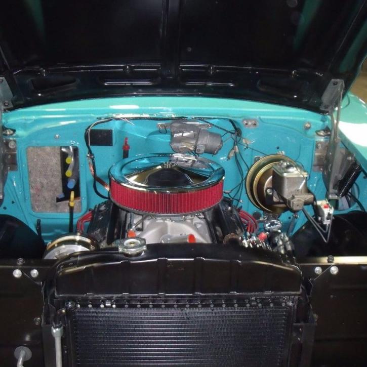 Image for Yankton Auto Body with ID of: 2175348