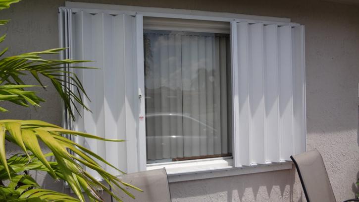 Image for Miami Accordion Shutters with ID of: 2209868